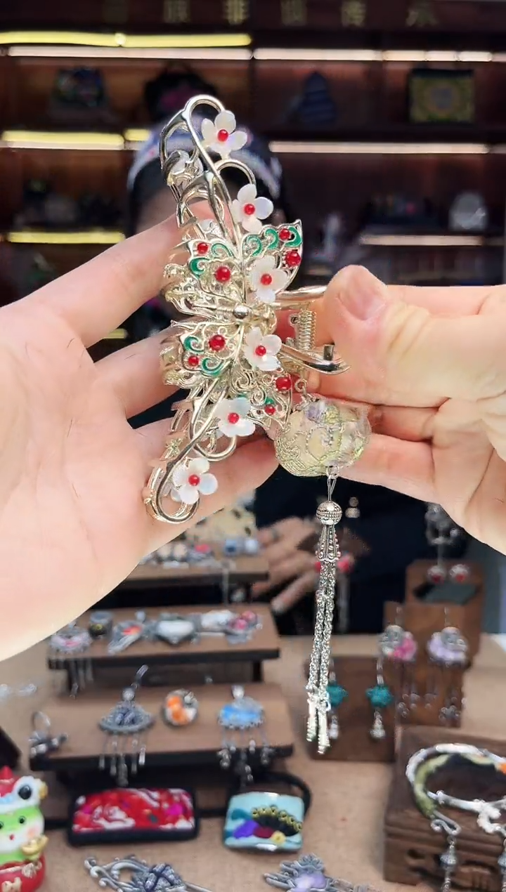 【闪购商品】织绣1637黔东南苗族刺绣