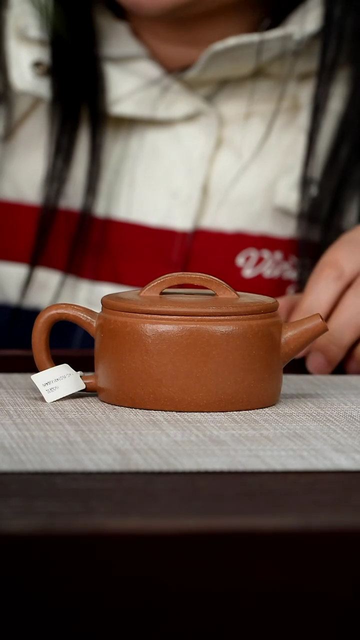 【闪购商品】宜兴原矿紫砂壶茶壶160C