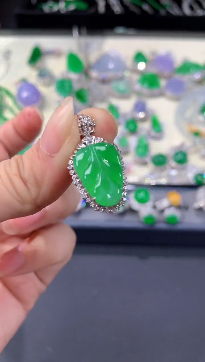 翡翠18K金镶嵌吊坠(不含链)A583|7800
