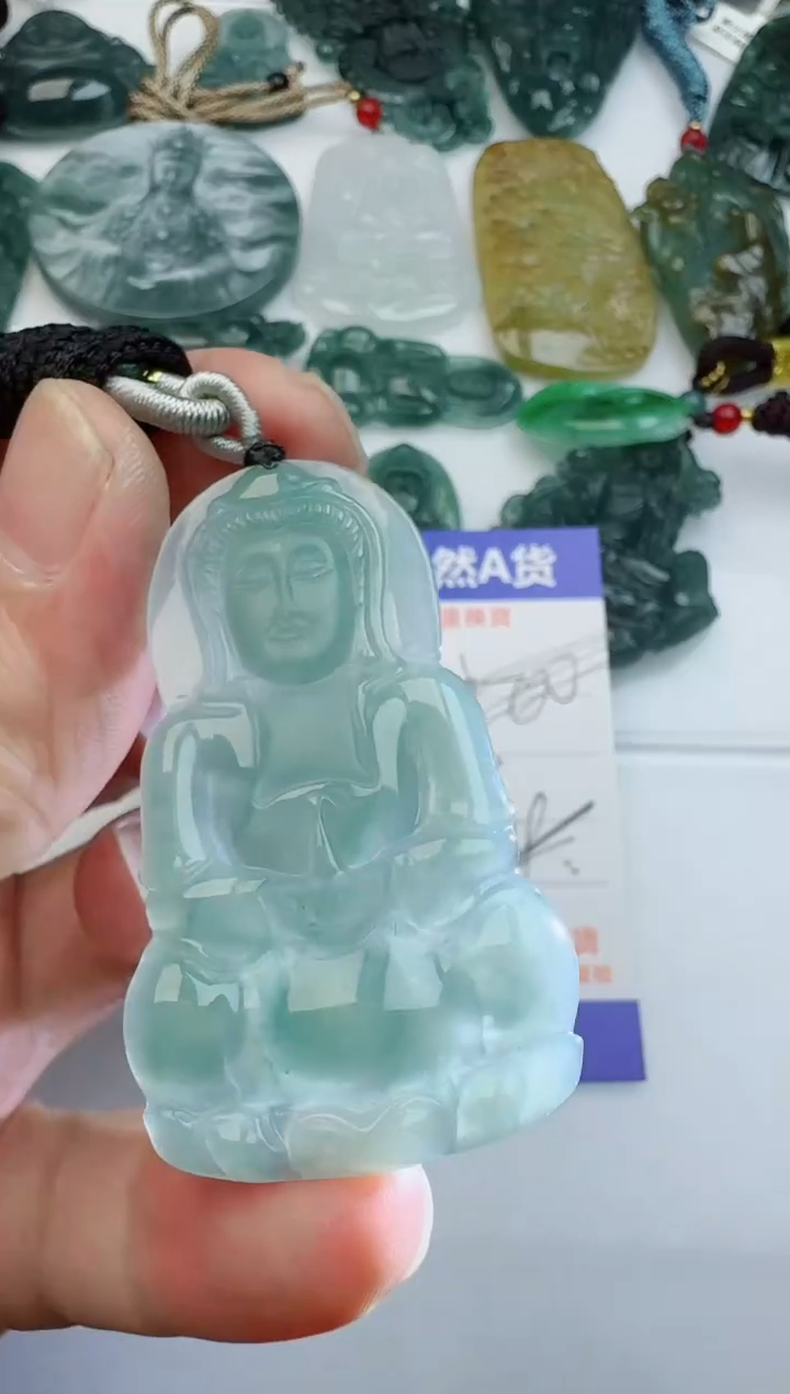 【闪购商品】翡翠吊坠(不含链)未镶嵌多样性随机发其一