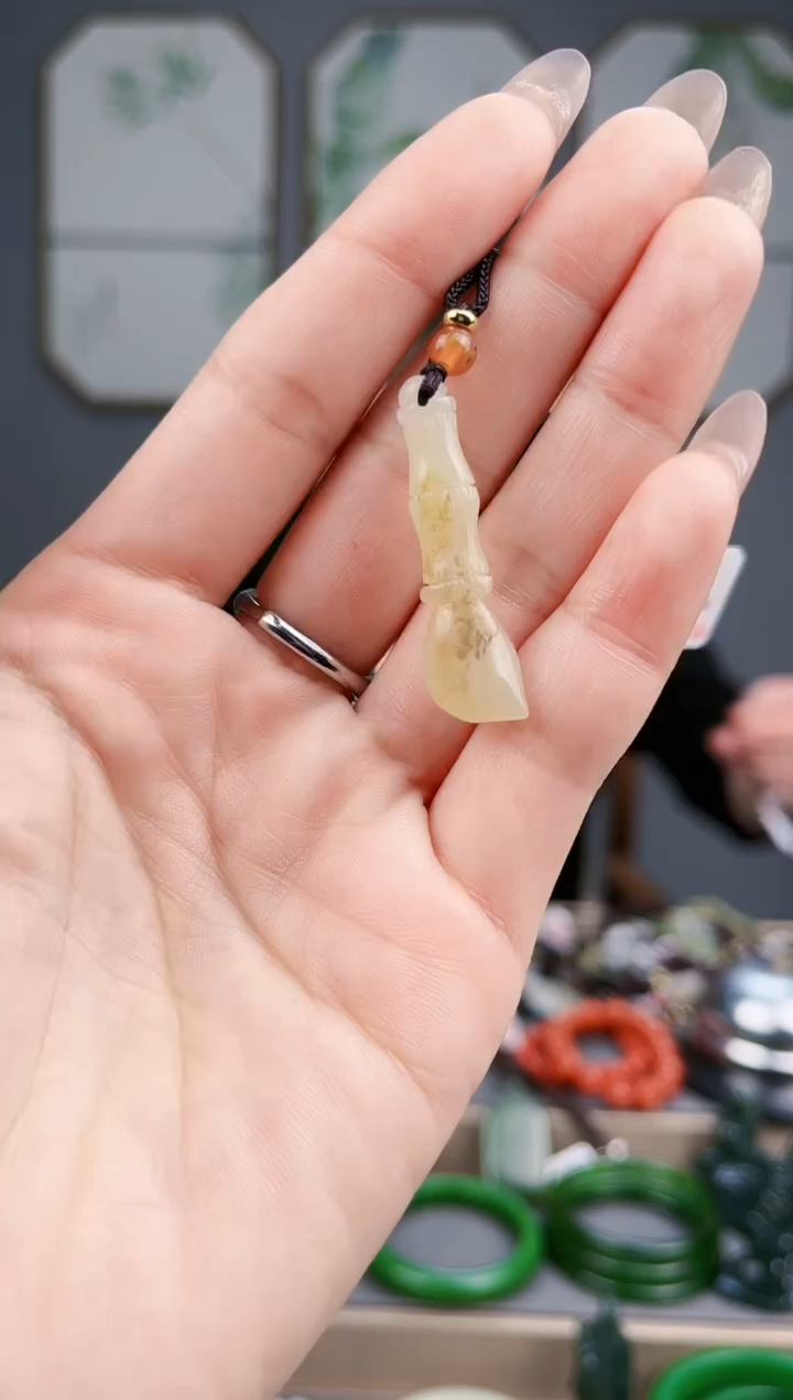 【闪购商品】和田玉颈饰未镶嵌AA多样性发货 拍一发一