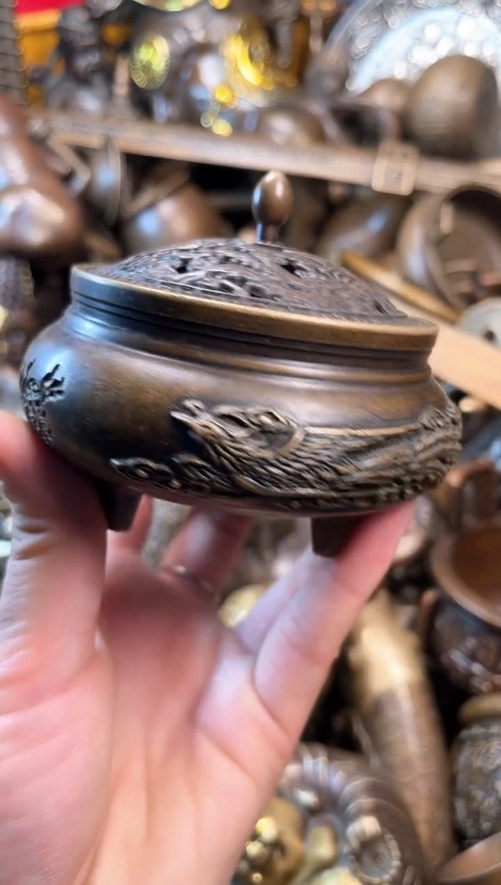 精美铜器点击下单