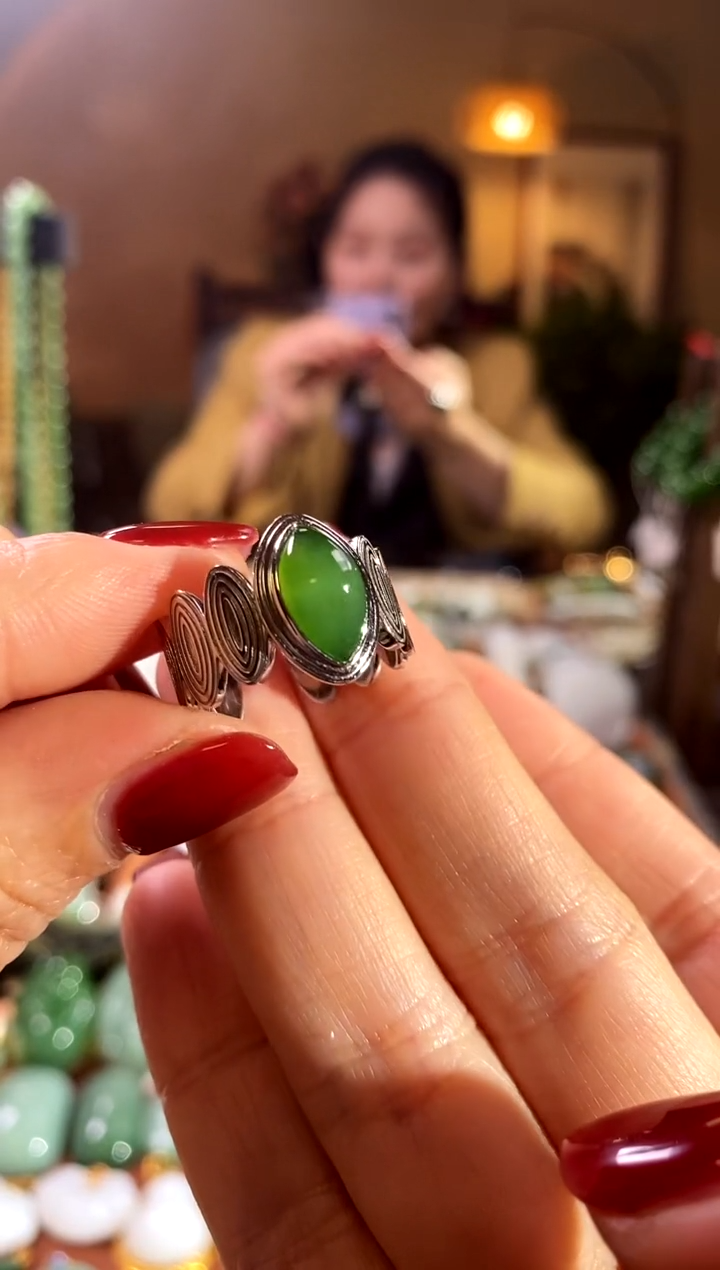 银S925镶嵌戒指和田玉.