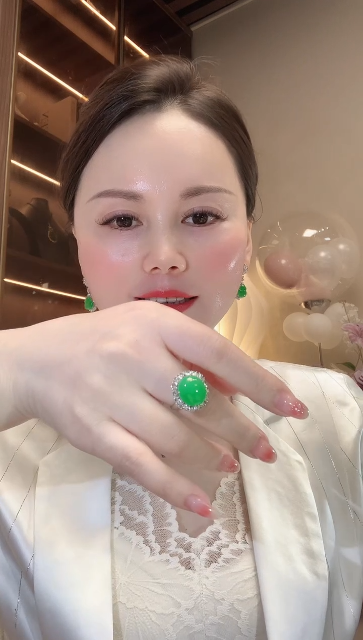 【闪购商品】翡翠戒指18K金镶嵌A36 翡翠