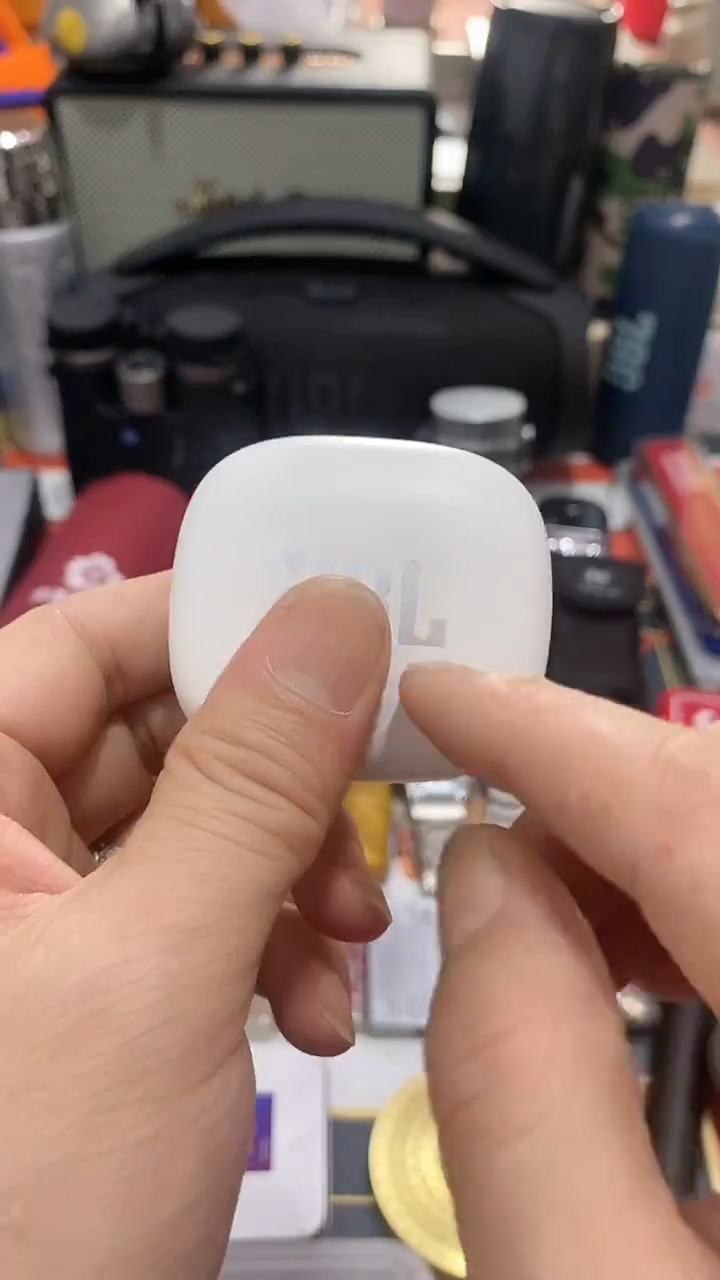 瓷片闪购商品  如图所示