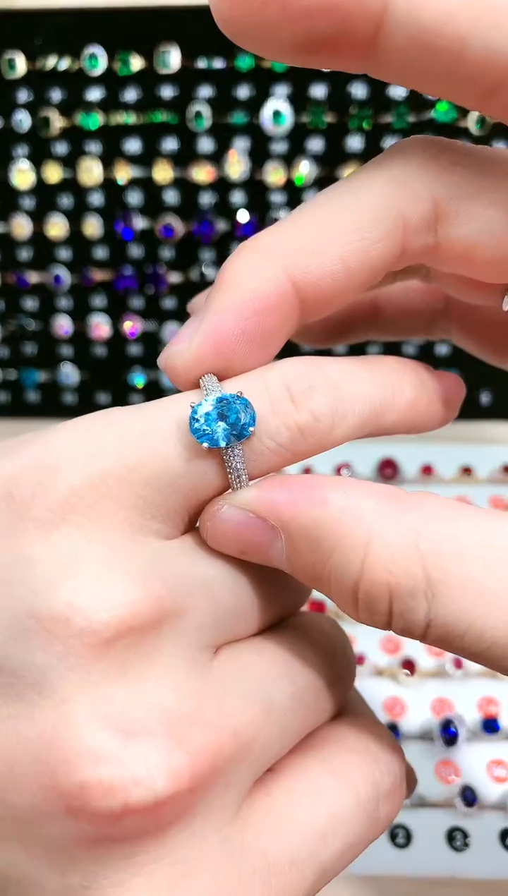 海蓝宝石戒指银S925镶嵌......