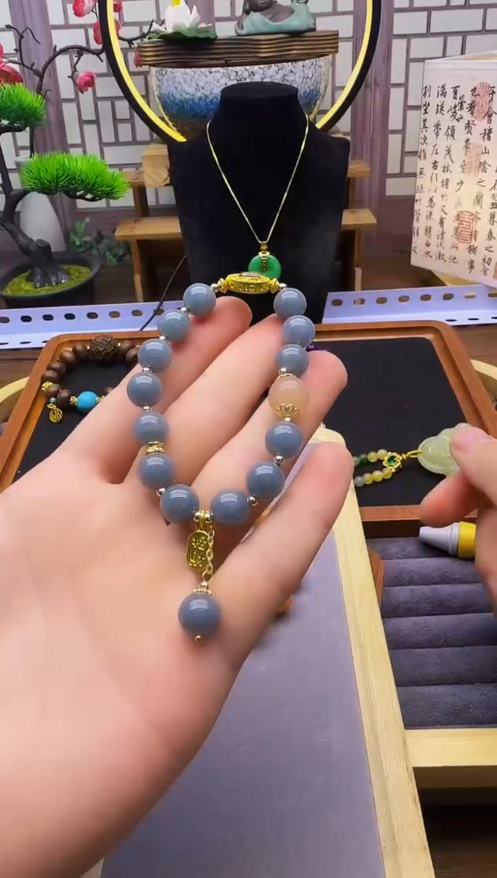 14K金镶嵌手链翡翠S183