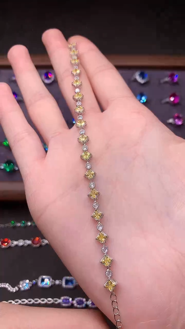 【闪购商品】彩色蓝宝石手链银S925镶嵌·······