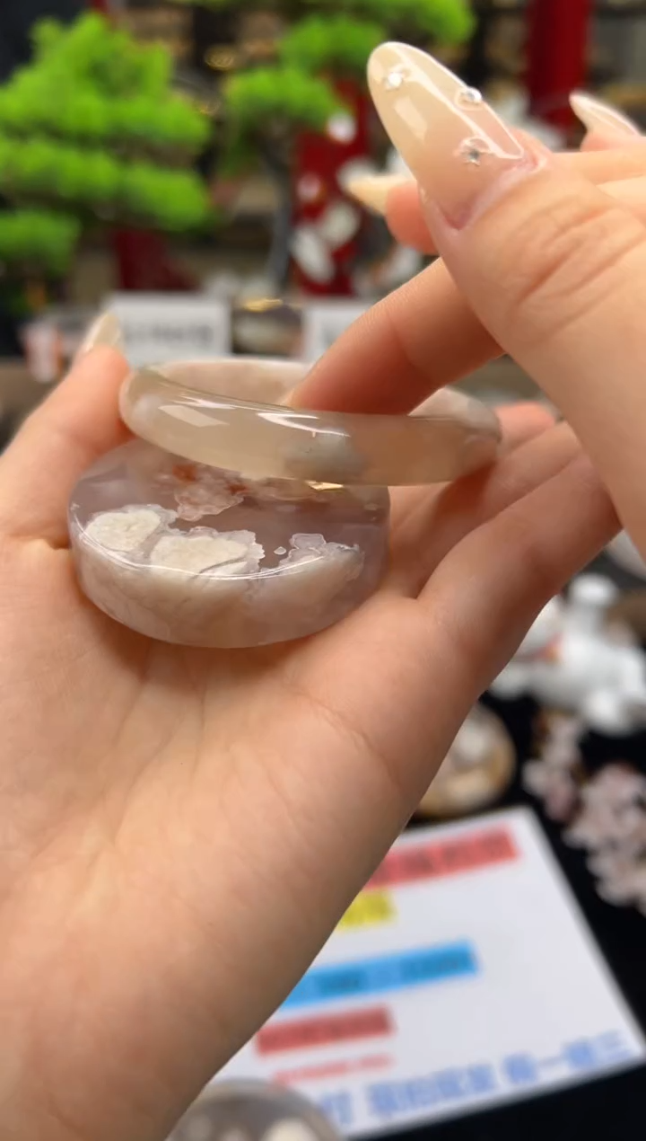 【闪购商品】石英质玉未镶嵌手镯54圈口（赠送镯心）22040