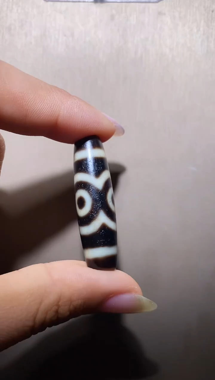 玛瑙/玉髓颈饰未镶嵌X三眼单珠