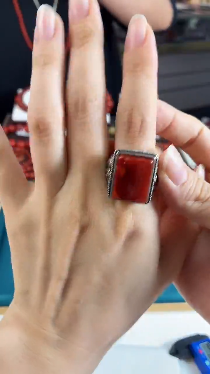 银S925镶嵌瓦西方戒指南红玛瑙一个/条