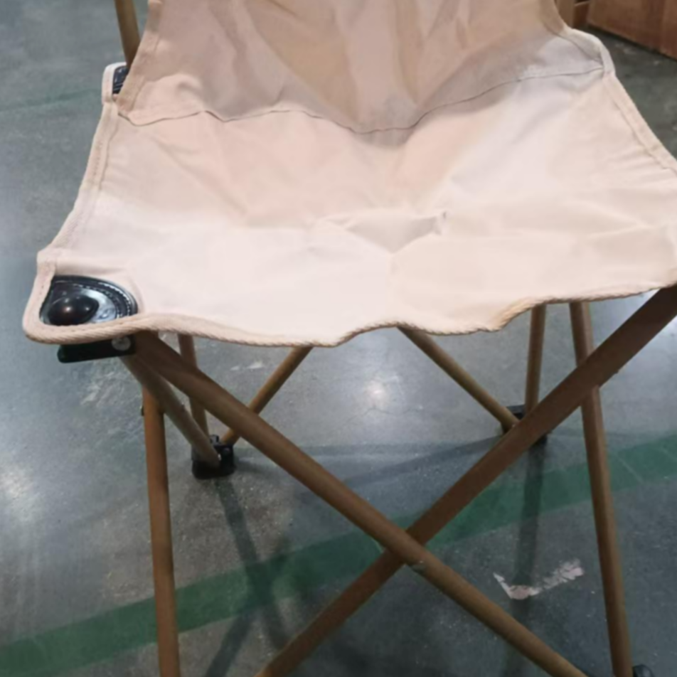米白色橄榄腿折叠户外椅发1个   椅背顶端到地面