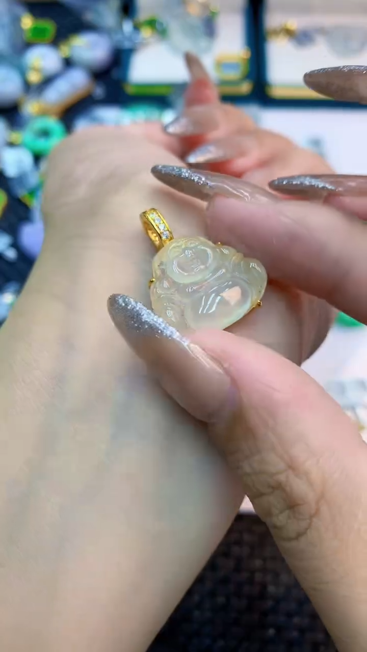 颈饰未镶嵌翡翠1
