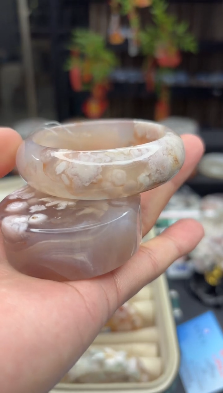 【闪购商品】石英质玉手镯未镶嵌991（56圈赠送镯心）