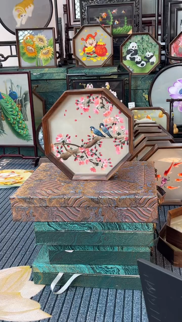 刺绣非遗双面绣摆台