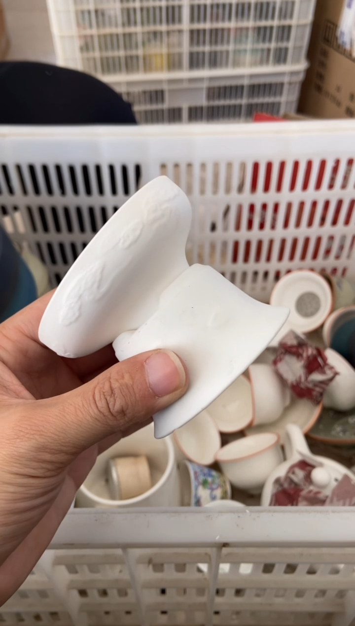 杯子瓷无运费险有瑕疵的摄影的产品有使用过的痕迹有点脏介意勿拍