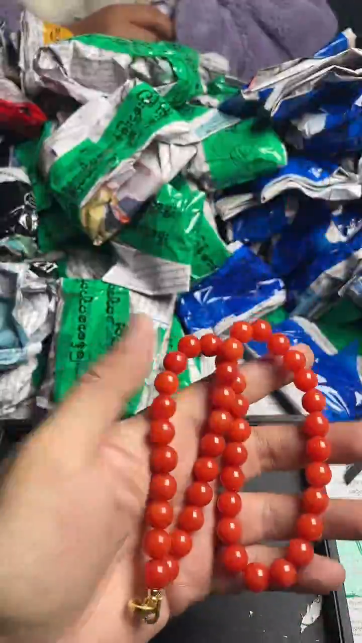 强子收货--所见即所得--多样性发货--HFH1807红手串