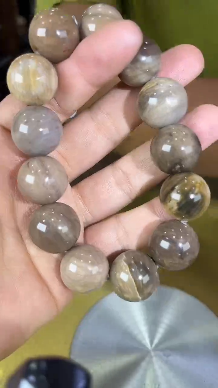 未镶嵌珠宝奇石硅化玉缅甸天然树化玉摆件