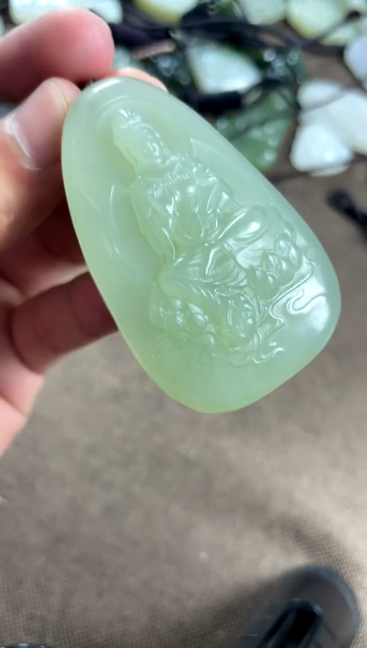 颈饰未镶嵌和田玉观音