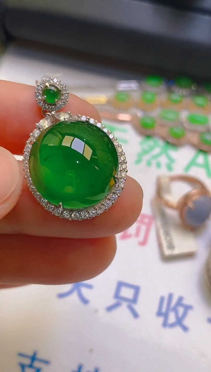 【闪购商品】翡翠耳饰银S925镶嵌天然A货翡翠1
