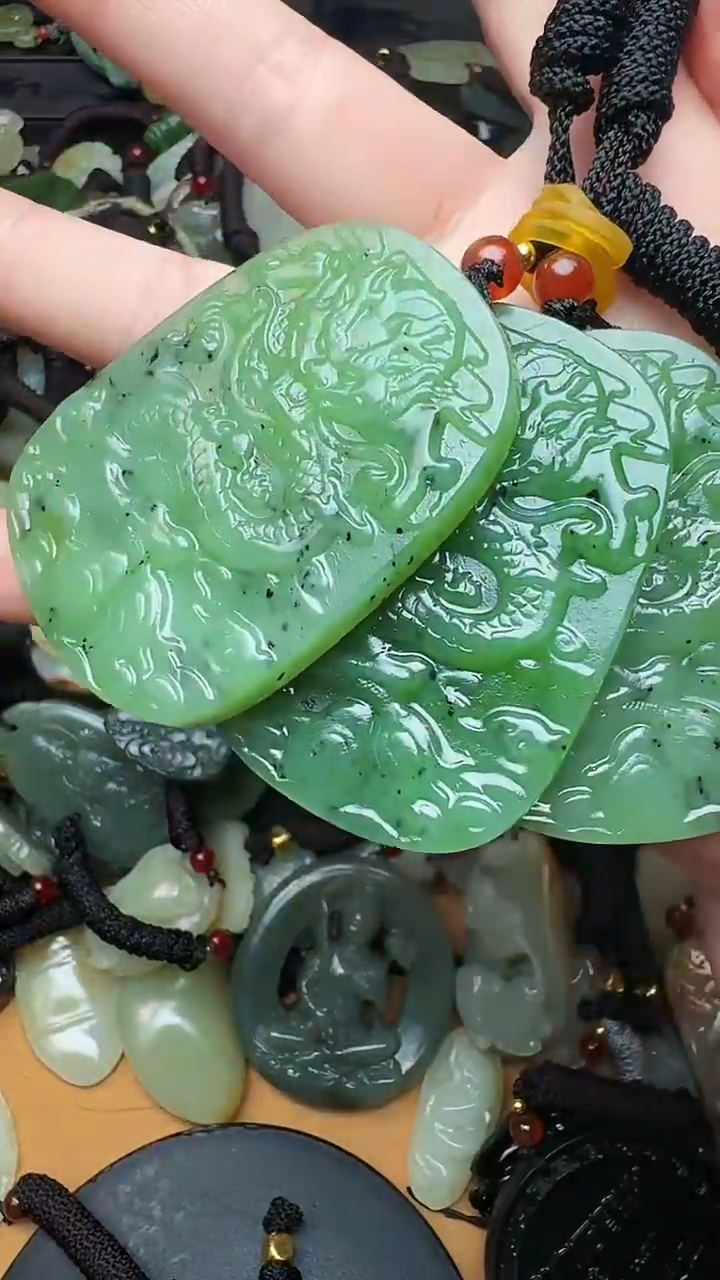 【闪购商品】和田玉颈饰未镶嵌多样性发一