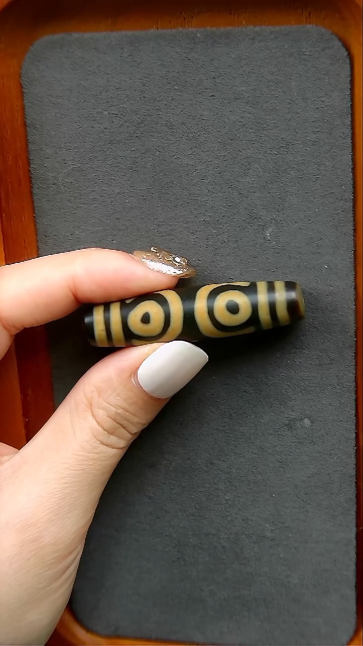 【闪购商品】玛瑙/玉髓珠宝半成品未镶嵌上肯三眼12*50