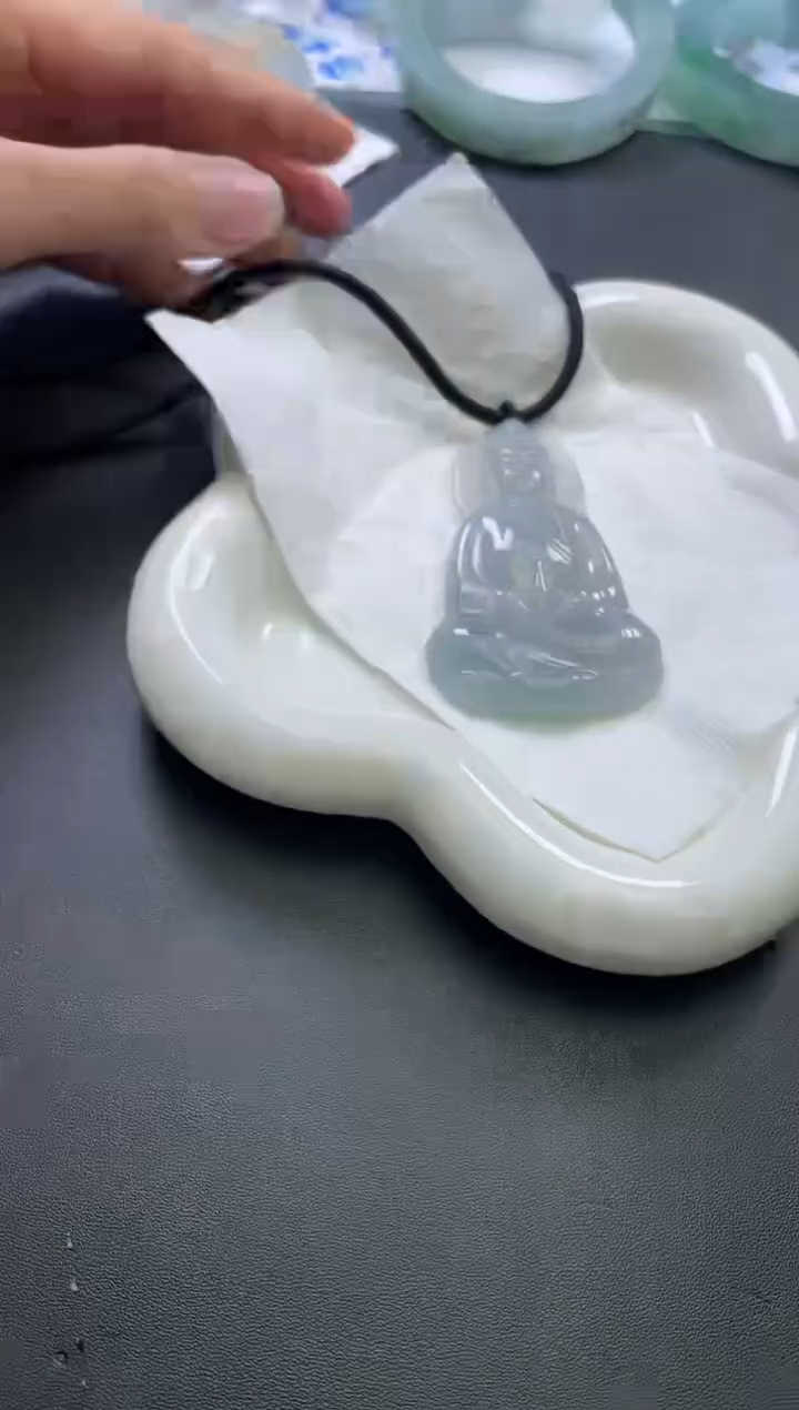 颈饰未镶嵌翡翠?****?观音