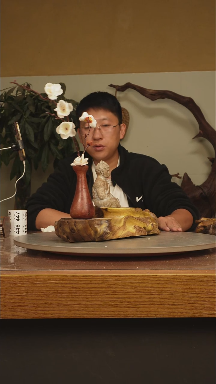 木优****）根雕摆件442