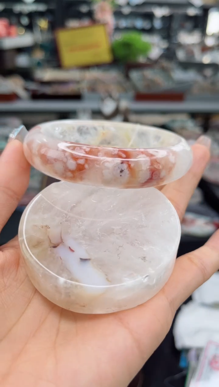 【闪购商品】石英质玉手镯未镶嵌63圈口（赠品镯心）696