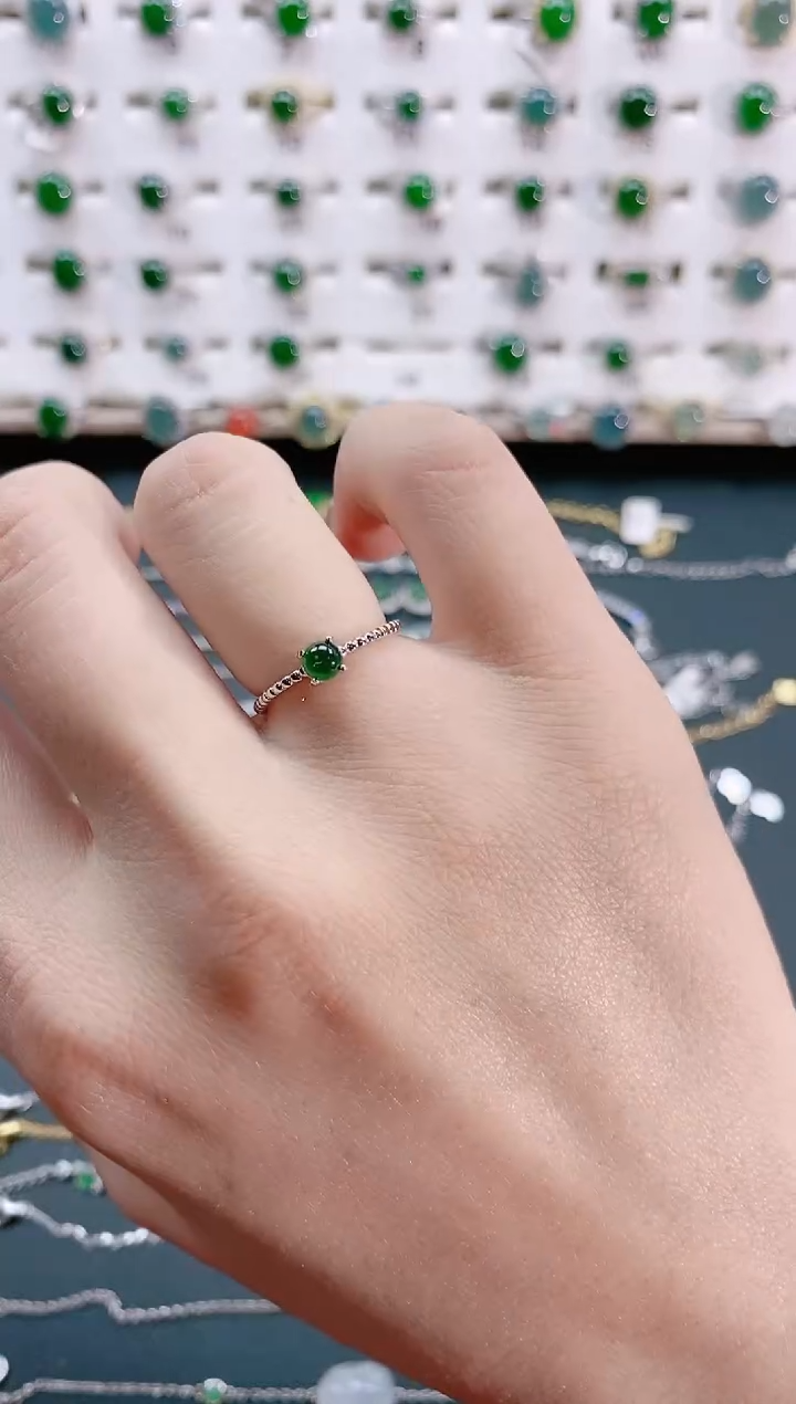 【闪购商品】翡翠戒指银S925镶嵌天然翡翠