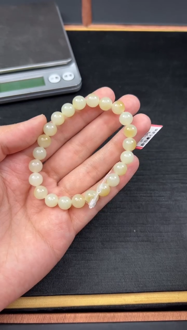 【闪购商品】和田玉手串未镶嵌若羌微色差卡8