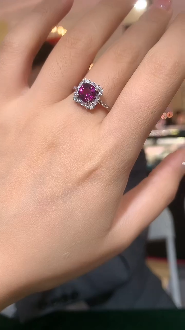 银S925镶嵌戒指石榴石【宝石世家严选】