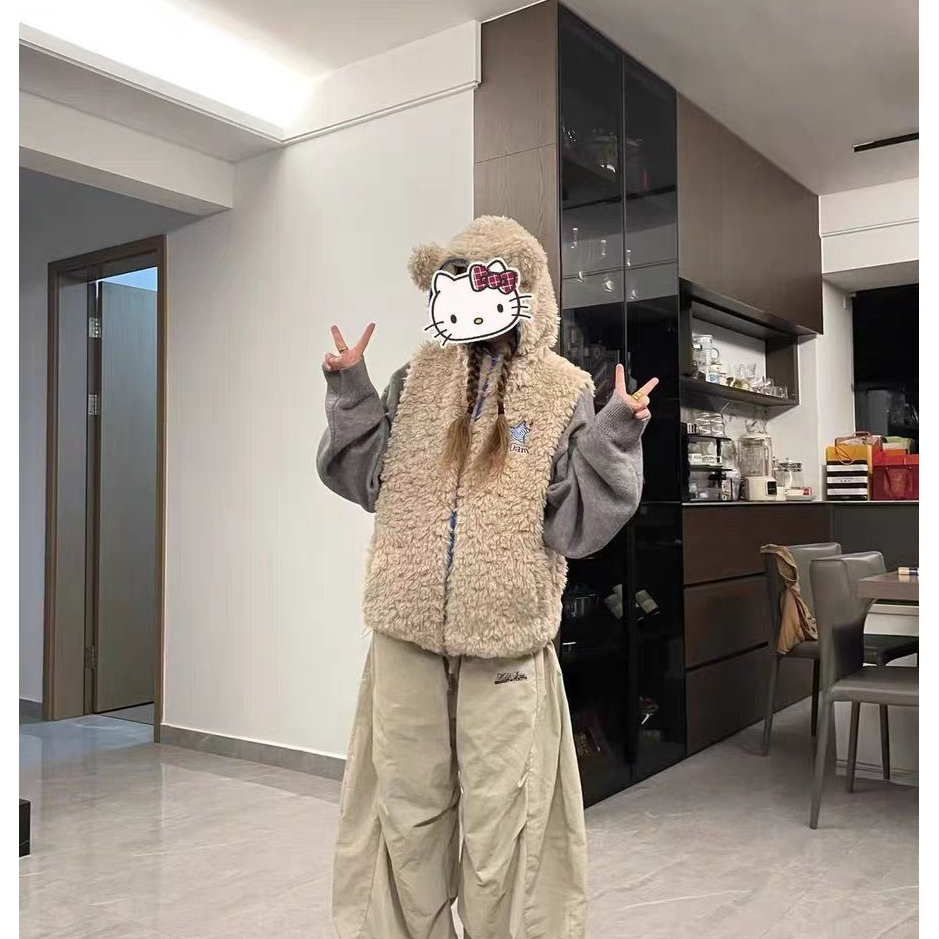可爱小熊耳朵毛绒绒连帽马甲外套女冬季宽松无袖百搭保暖棉衣棉服