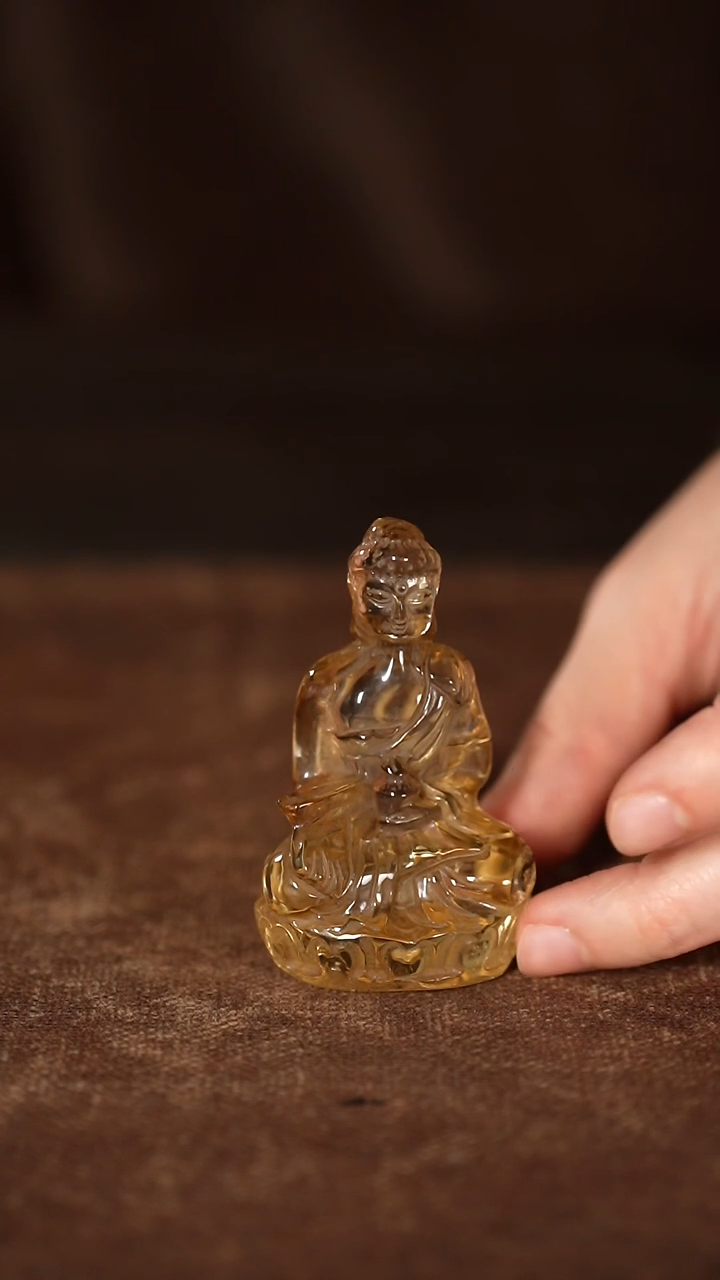 【闪购商品】高6.5宽4。         