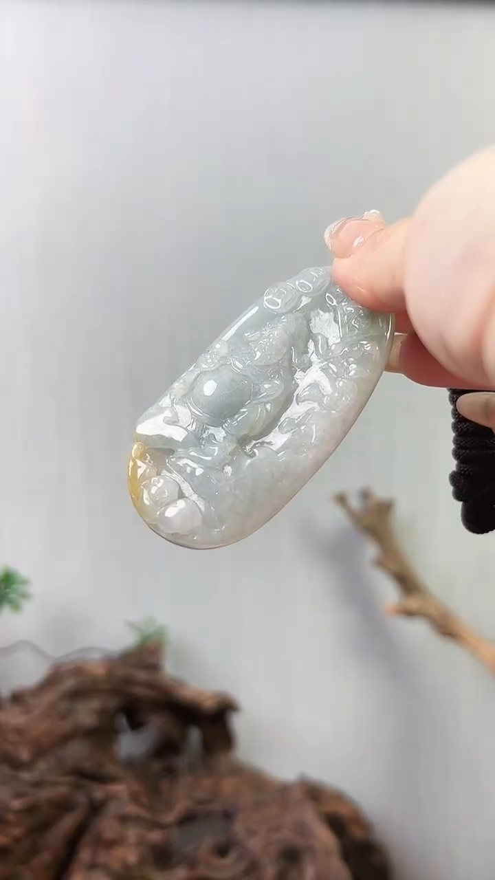 【闪购商品】翡翠颈饰未镶嵌财神