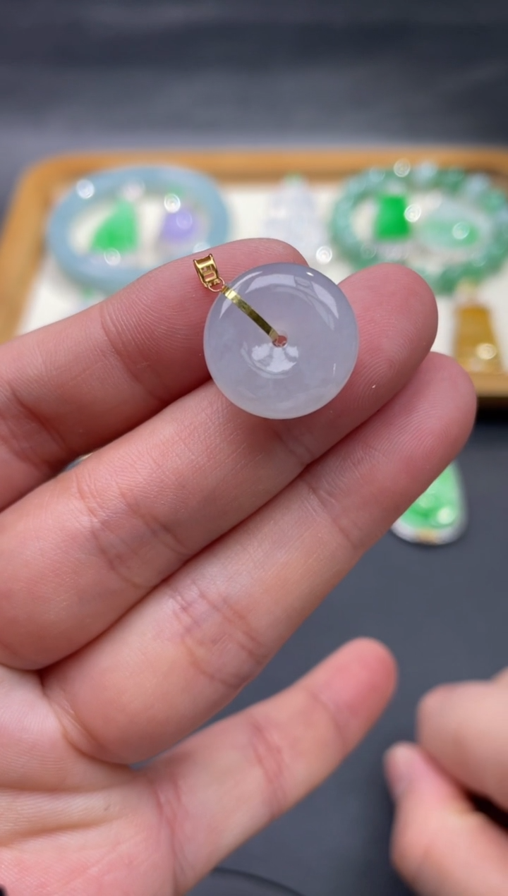 【闪购商品】翡翠颈饰18K金镶嵌21..........