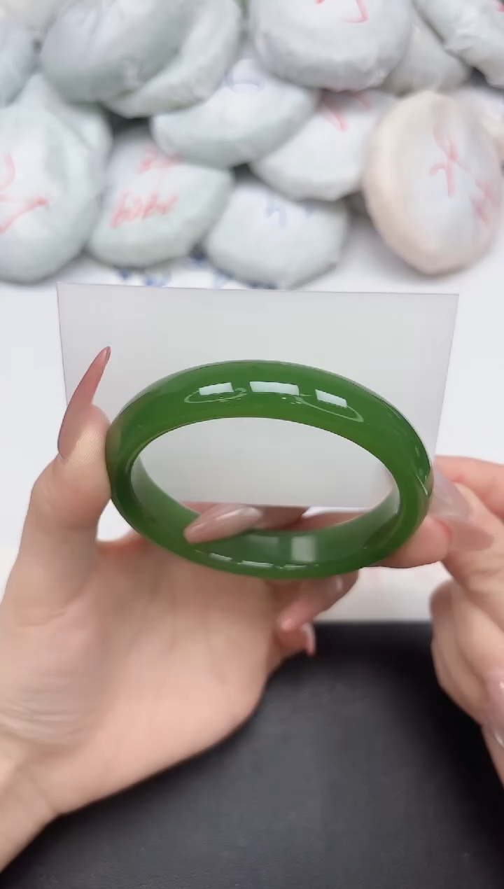 未镶嵌手镯石英质玉91-64