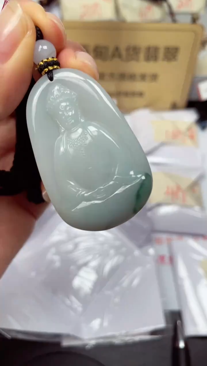 颈饰未镶嵌翡翠天然缅甸翡翠A货