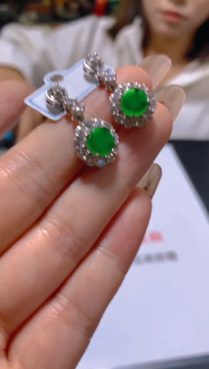 颈饰未镶嵌翡翠多样性发一