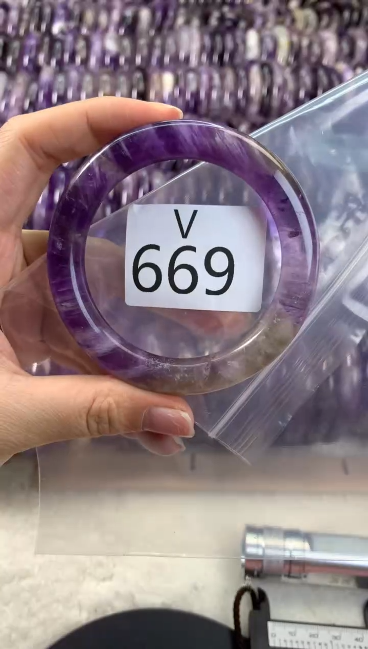 【闪购商品】水晶水晶手镯V未镶嵌669-55