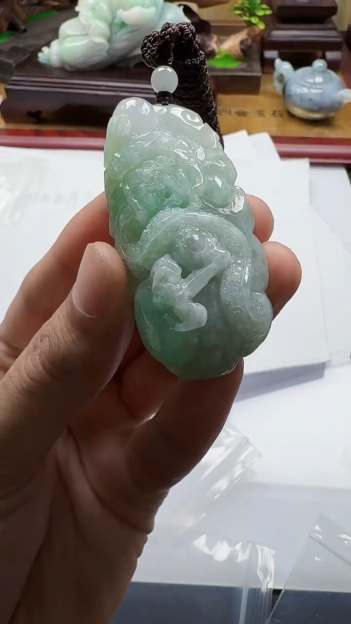 吊坠(不含链)未镶嵌翡翠1