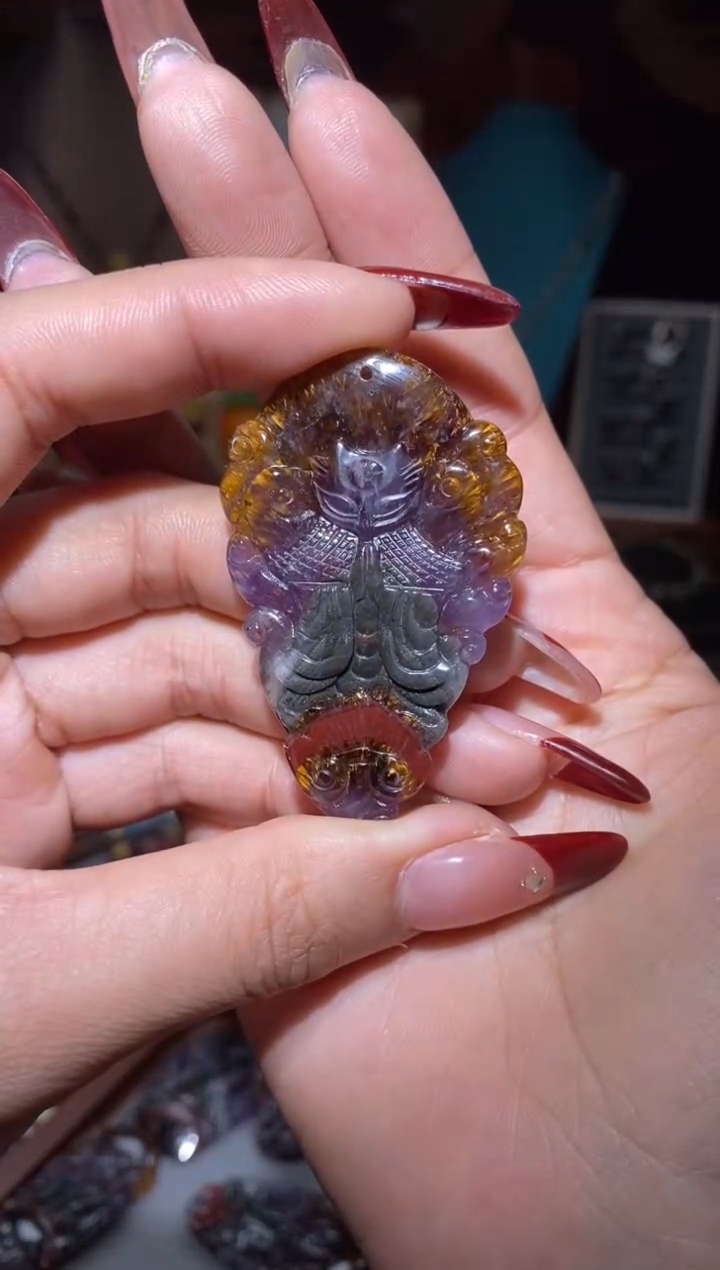 【闪购商品】水晶吊坠未镶嵌凤九雕刻