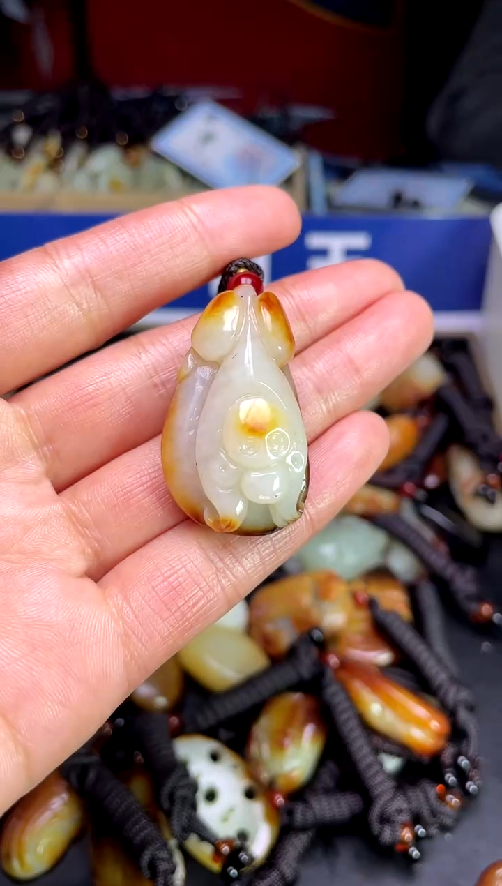 【闪购商品】和田玉颈饰未镶嵌1