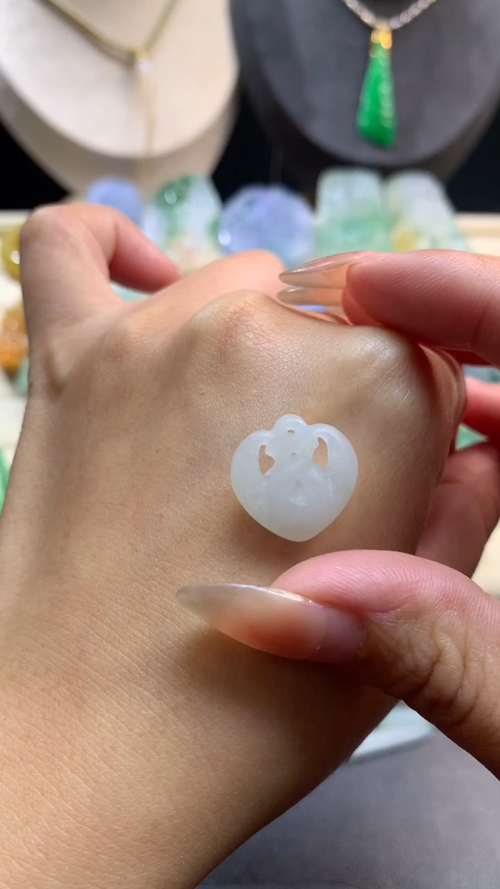【闪购商品】定制翡翠未镶嵌翡翠