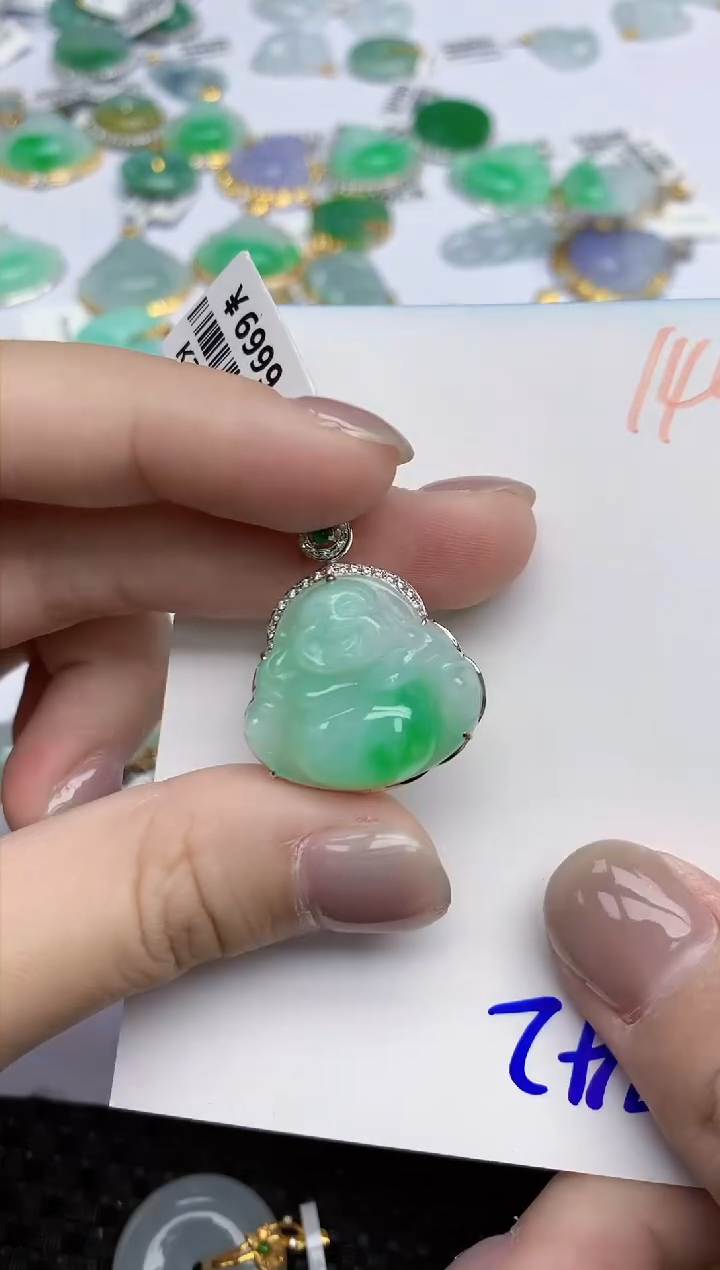 【闪购商品】翡翠挂件18K金镶嵌天然翡翠A货