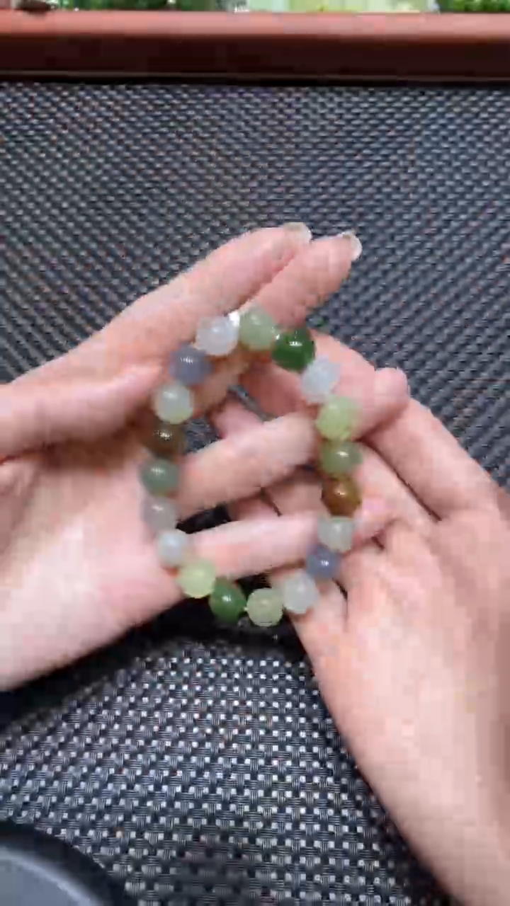 颈饰未镶嵌和田玉手串