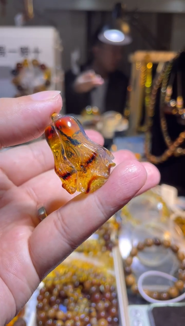 裸石琥珀未镶嵌红蓝血珀 白菜 