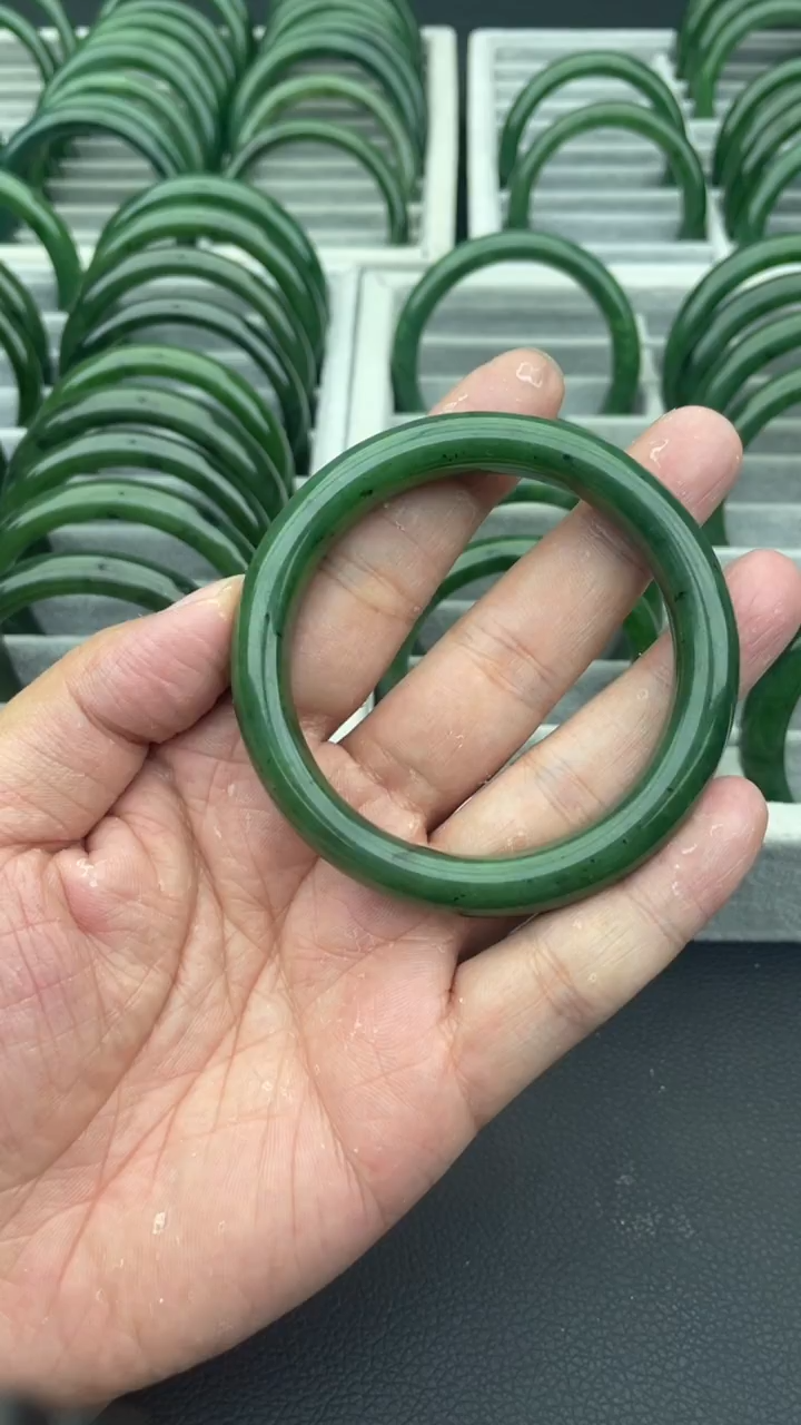 未镶嵌手镯和田玉（碧玉）33-58.7