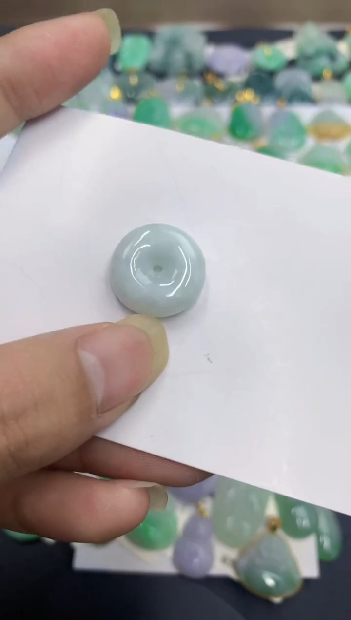 翡翠未镶嵌颈饰缅甸翡翠A货