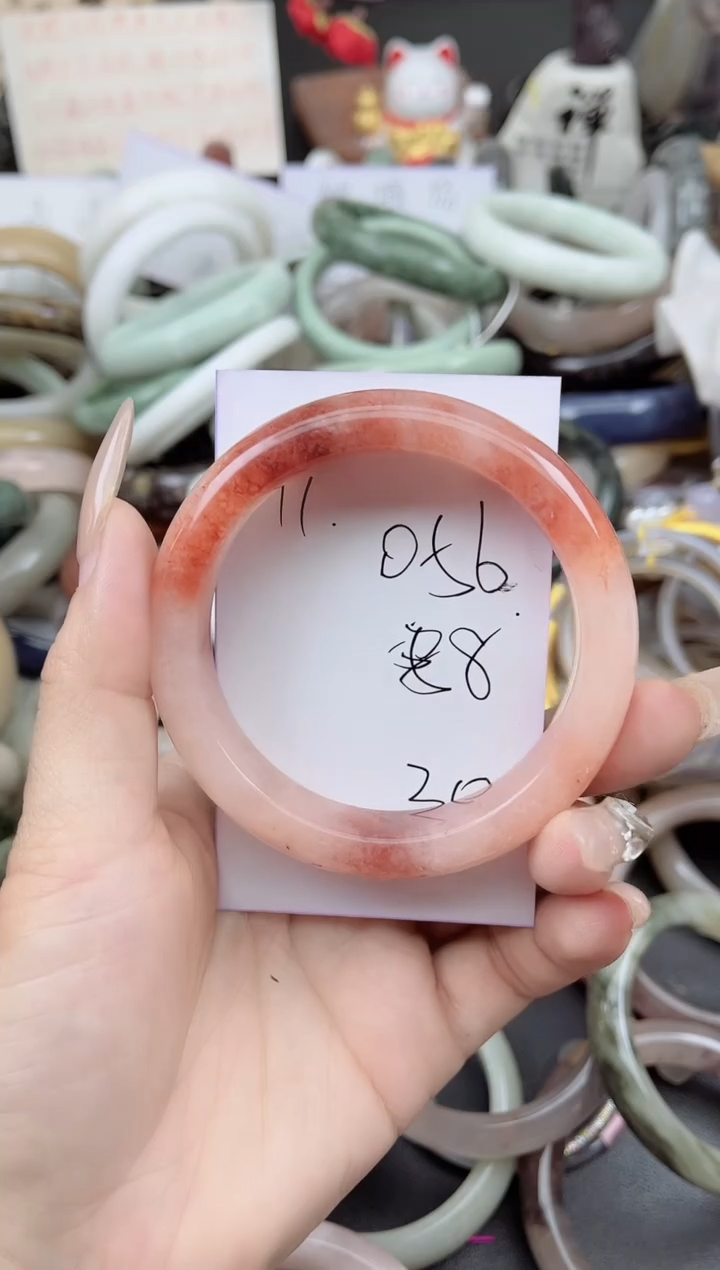 未镶嵌手镯石英质玉0569